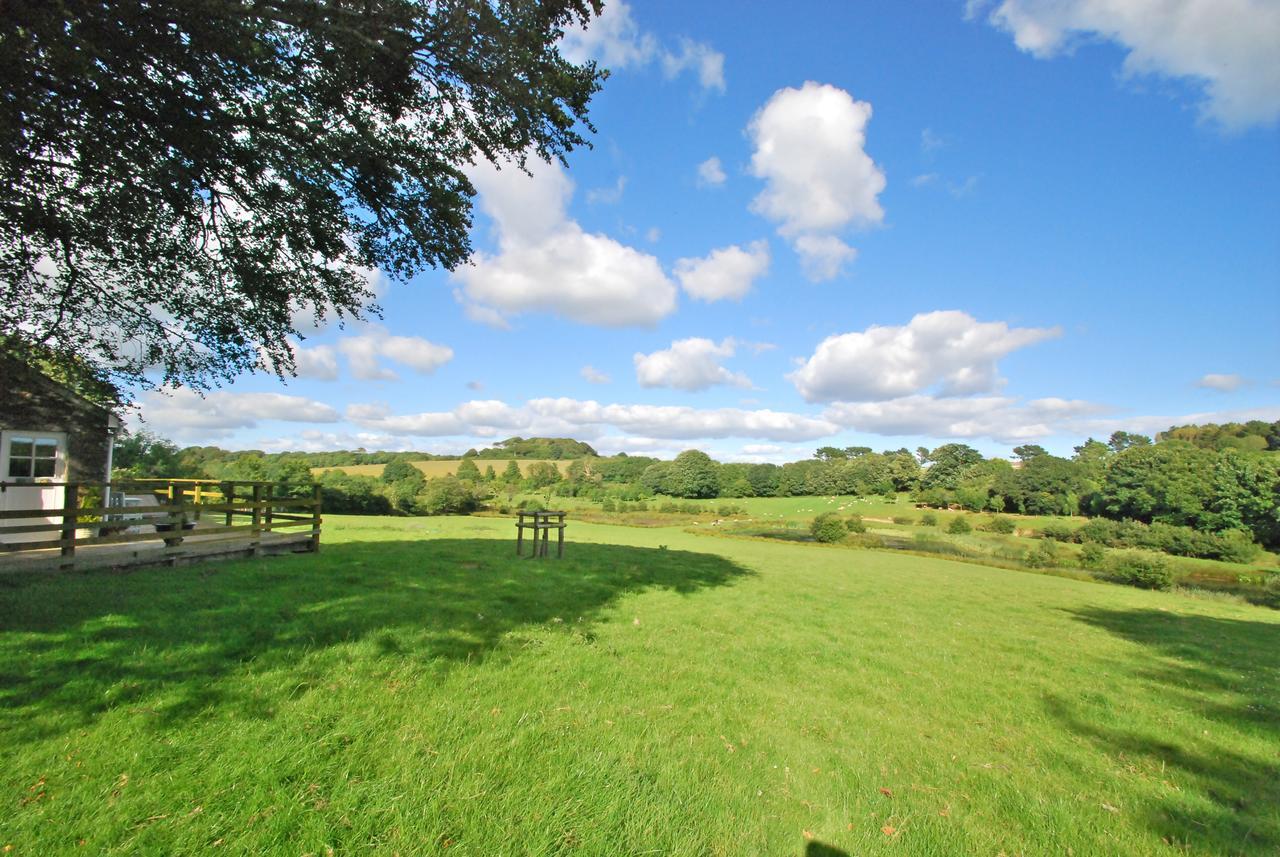 Trenderway Farm Bed and Breakfast Looe Exterior foto